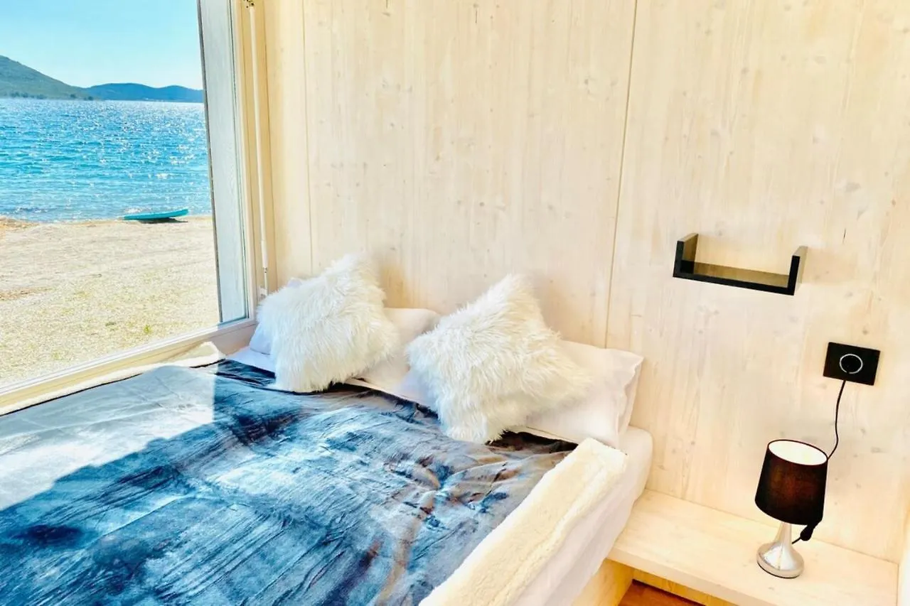 Buqez Eco Resort - Beach Villa 28 - Directly By Beach Drage