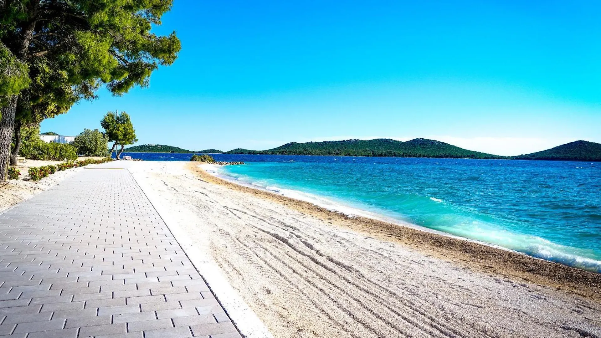 Buqez Eco Resort - Beach Villa 28 - Directly By Beach Drage