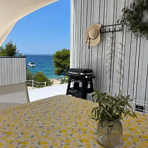  Ferienhaus Eco Marcella 8 In Buqez