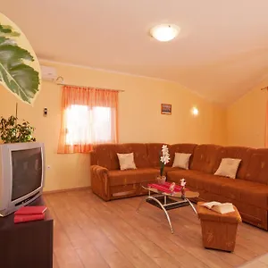 Mara Apartmán